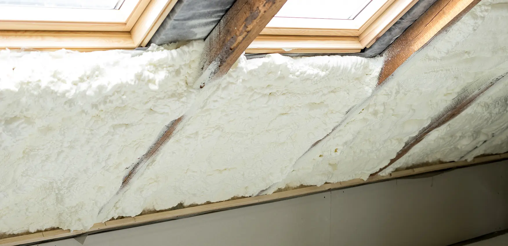 Sťaží striekaná izolácia predaj Vašej nehnuteľnosti, alebo získanie hypotéky?